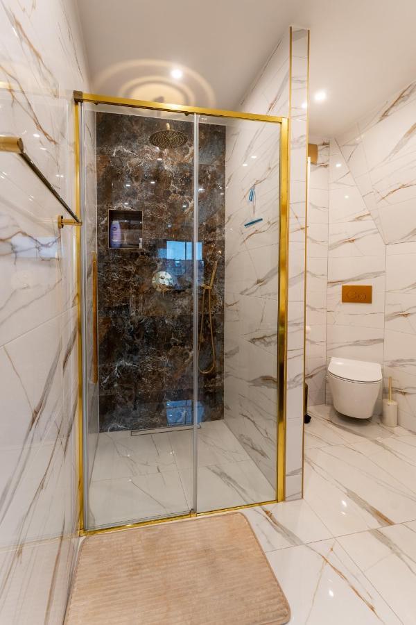 Apartament Zloty Jelonek - 4 Osobowy Na Placu Ratuszowym - Space Apart Jelenia Góra Exterior foto
