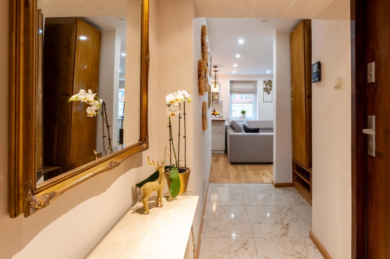 Apartament Zloty Jelonek - 4 Osobowy Na Placu Ratuszowym - Space Apart Jelenia Góra Exterior foto
